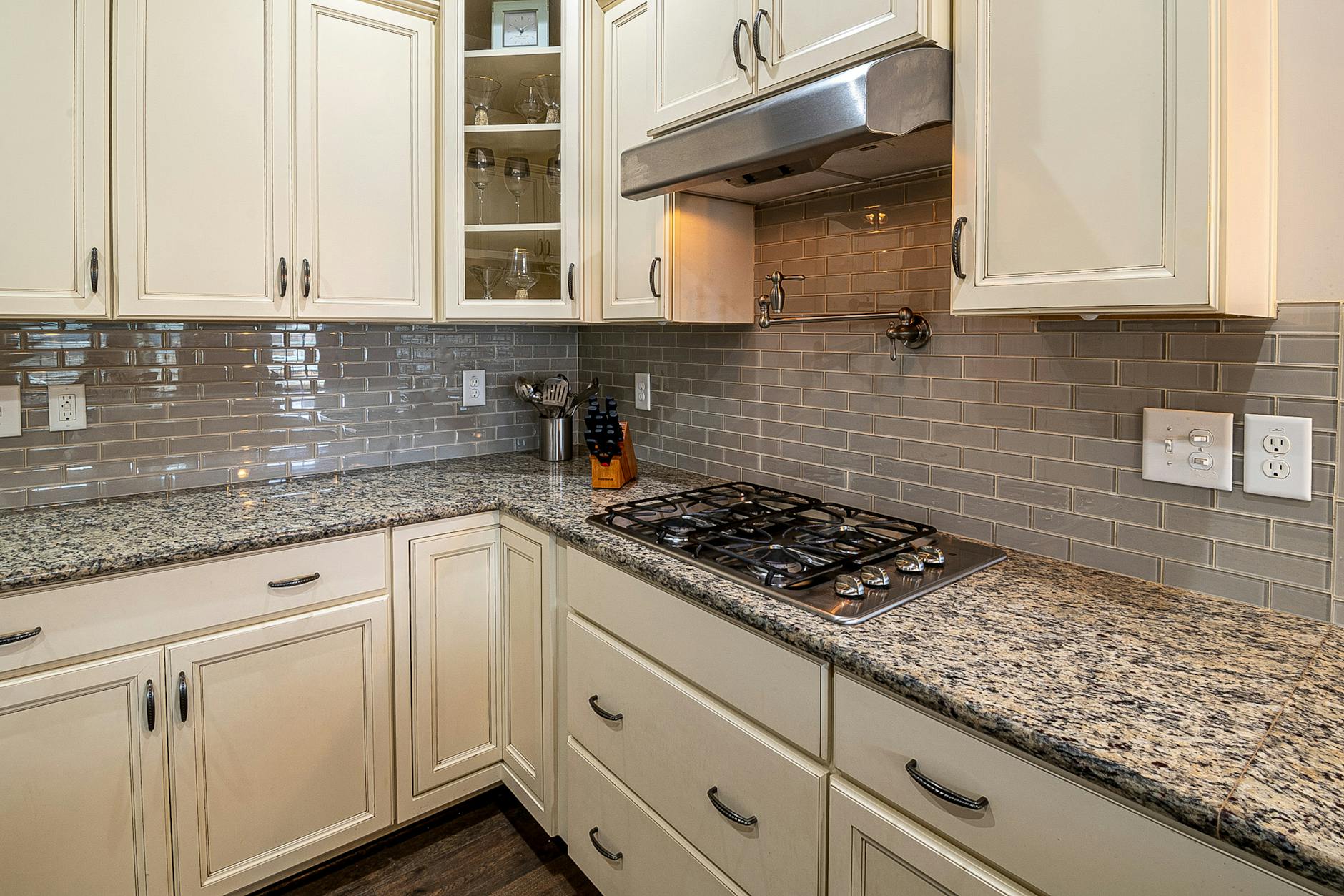 Jewett Appliances & Repair — appliance repair in Houston, TX