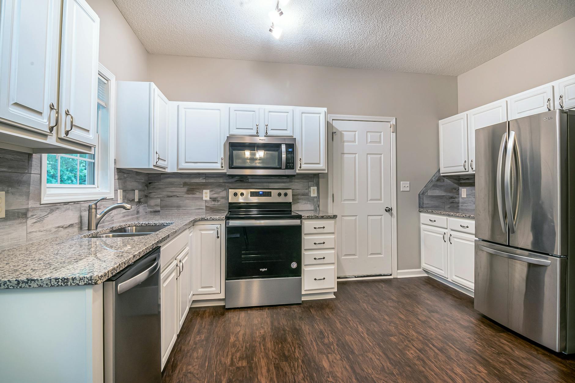 Refrigerator repair in Bethesda, MD