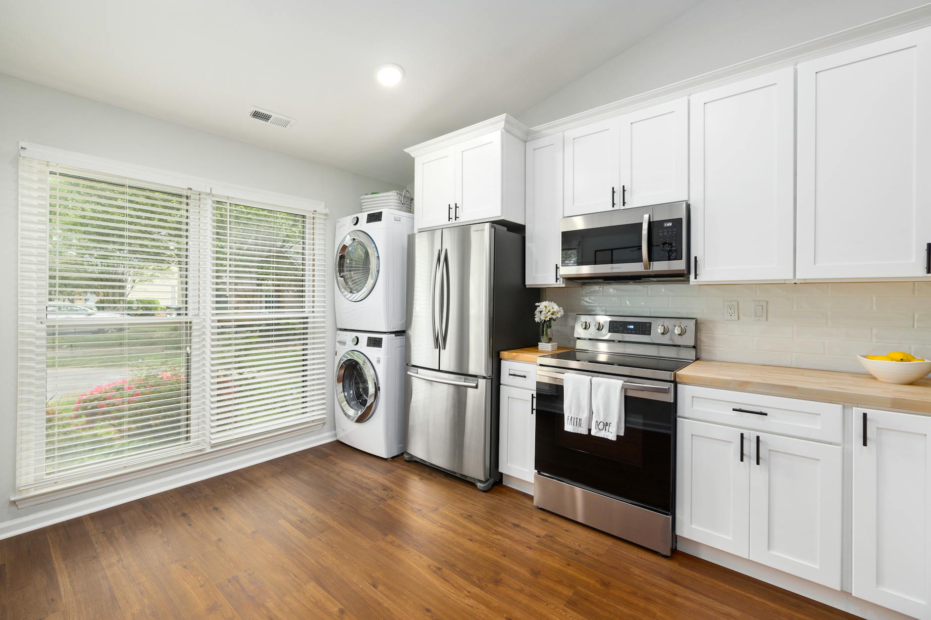 Refrigerator repair in Melville, NY
