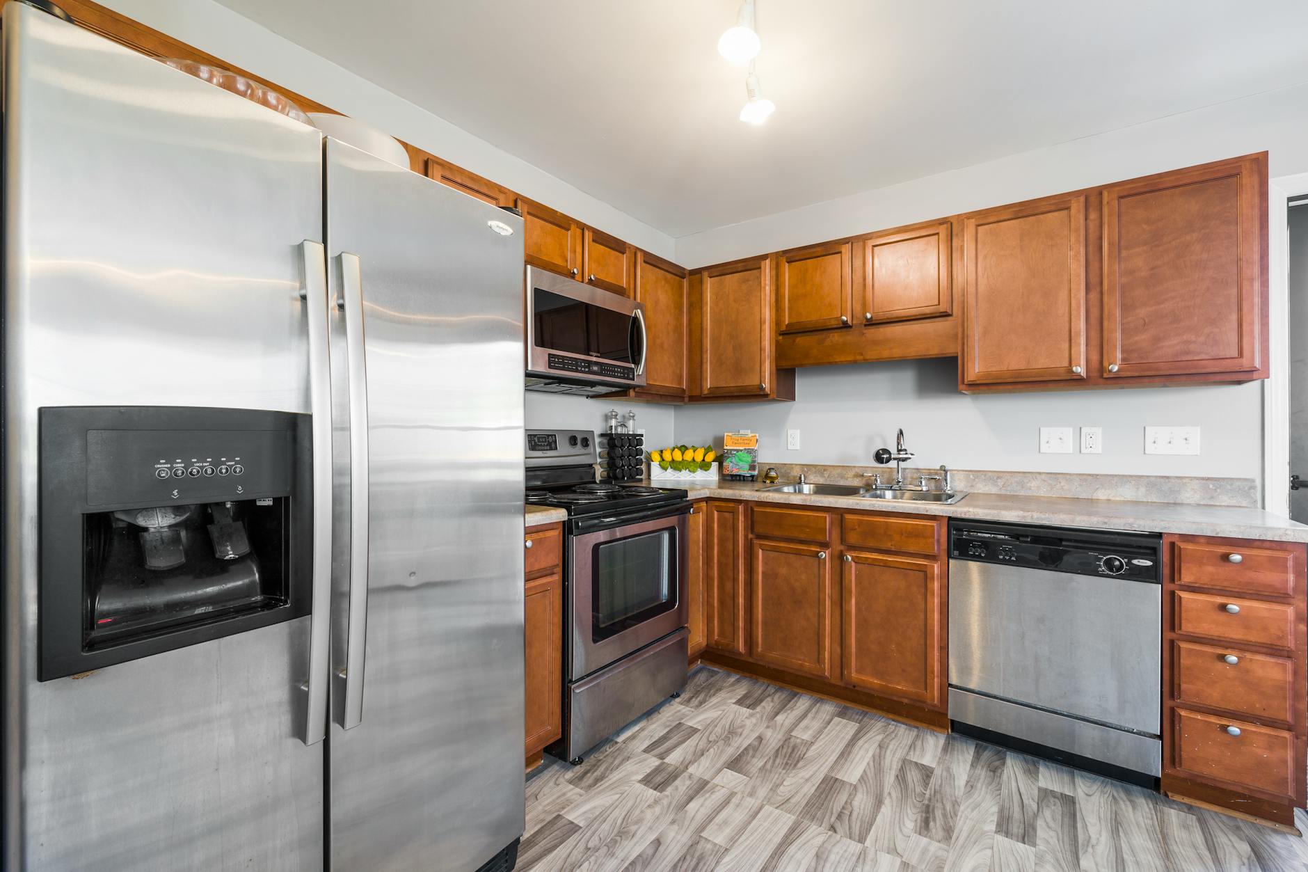 Refrigerator repair in Mount Laurel, NJ