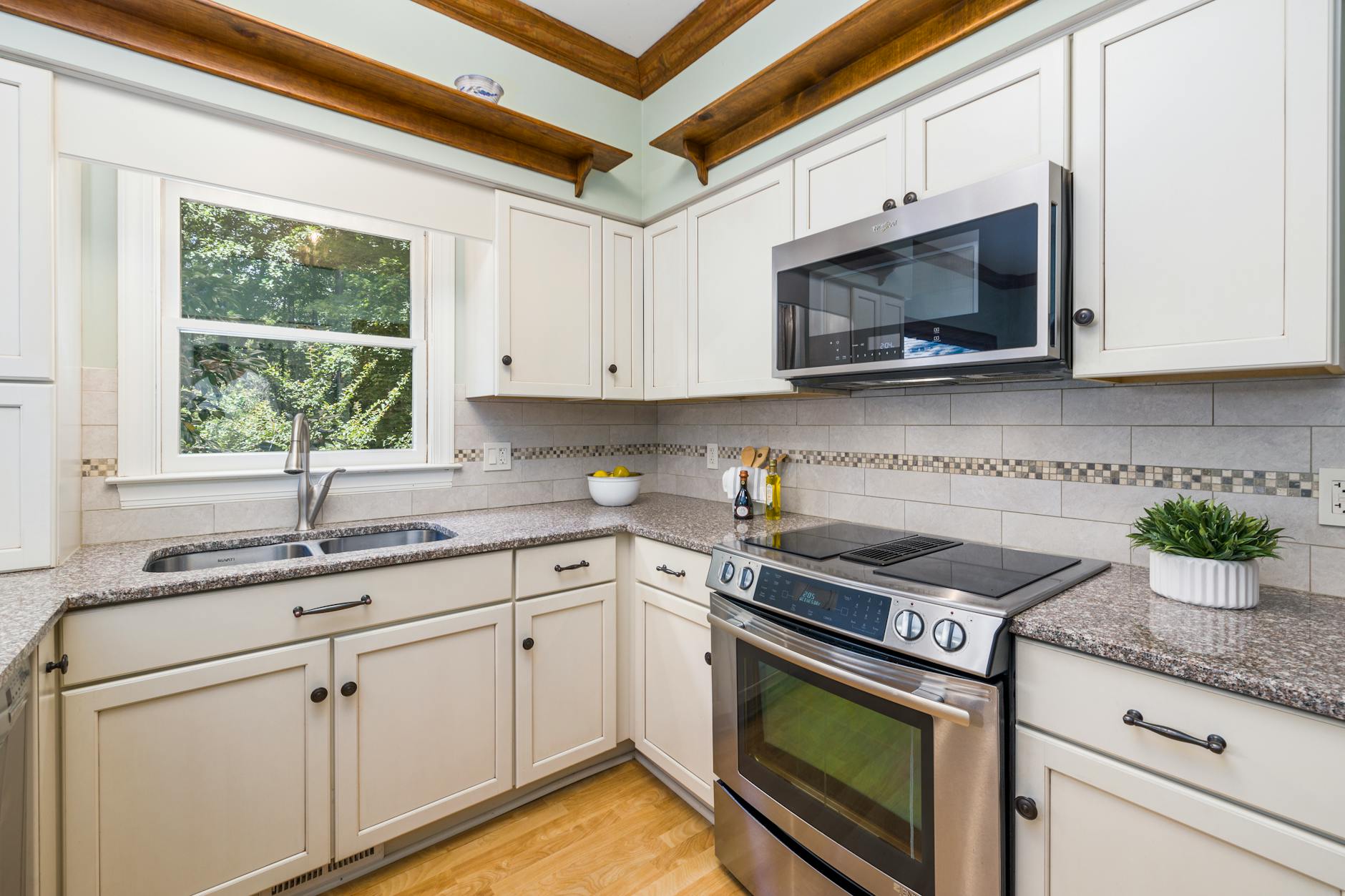 Roc's Maintenance & Repair Inc — appliance repair in Baltimore, MD